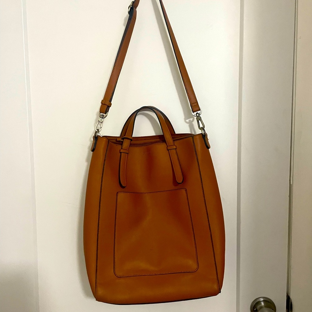 Tan laptop bag